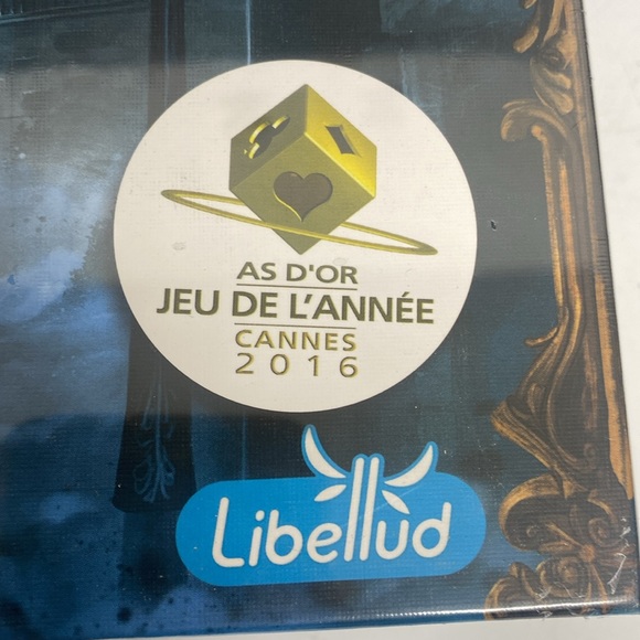 Mysterium Base Mystery Board Game - Picture 6 of 12